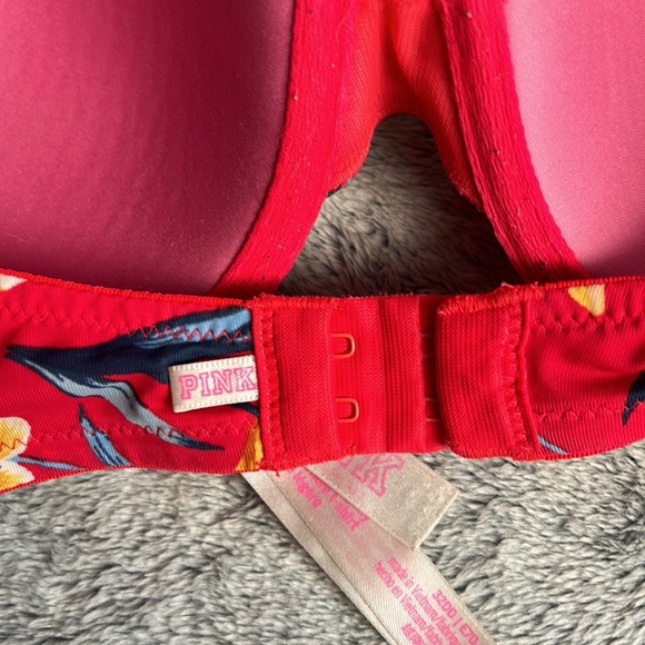 PINK VS💫Red Floral Lightly Padded T-Shirt Bra - Picture 6 of 7